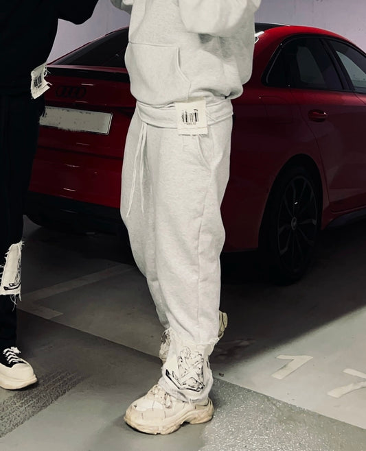 Pantaloni Patched// gri